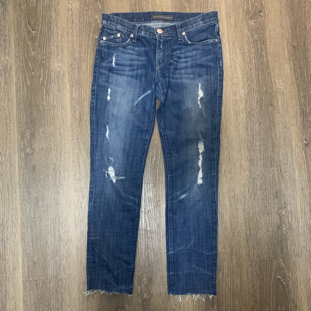 Rock & Republic Distressed jeans sz 27